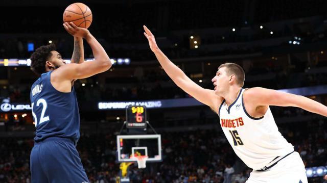 1647843581102063869.jpg jokic-towns.jpg